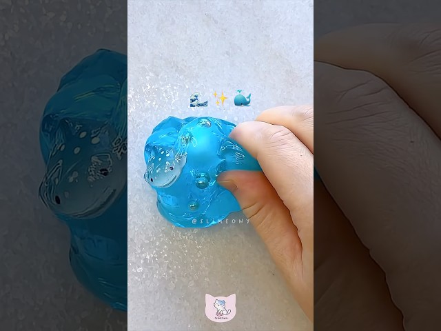 Blue Whale Jelly Cube Clear Slime ASMR 🐳 satisfying pops & pokes!