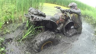 Wicked CFMOTO 500 breaks in the mud BRP RENEGADE 1000 !