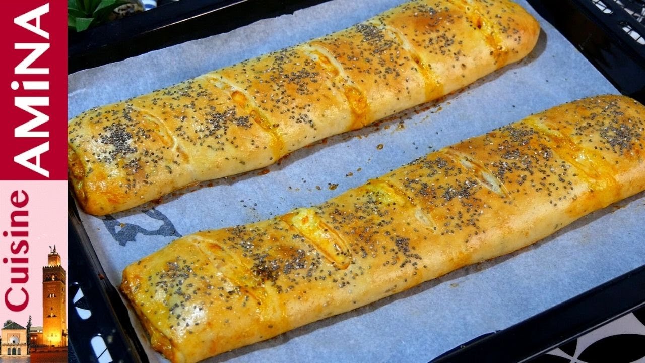 أسرع وأسهل فطيرة بيتزا بشكل جديد بمذاق لايقاوم بعجينة رطبة كالقطن Cuisine Amina مطبخ آمينة المراكشية