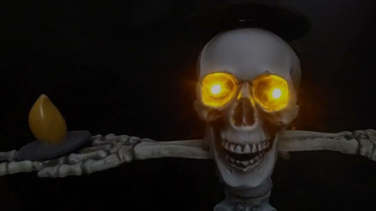4er-Set Schädel-Kerzenhalter Aus Kunstharz: Gruselige Skeletthand & Totenköpfe Für Halloween, Mottopartys & Gothic-Deko
