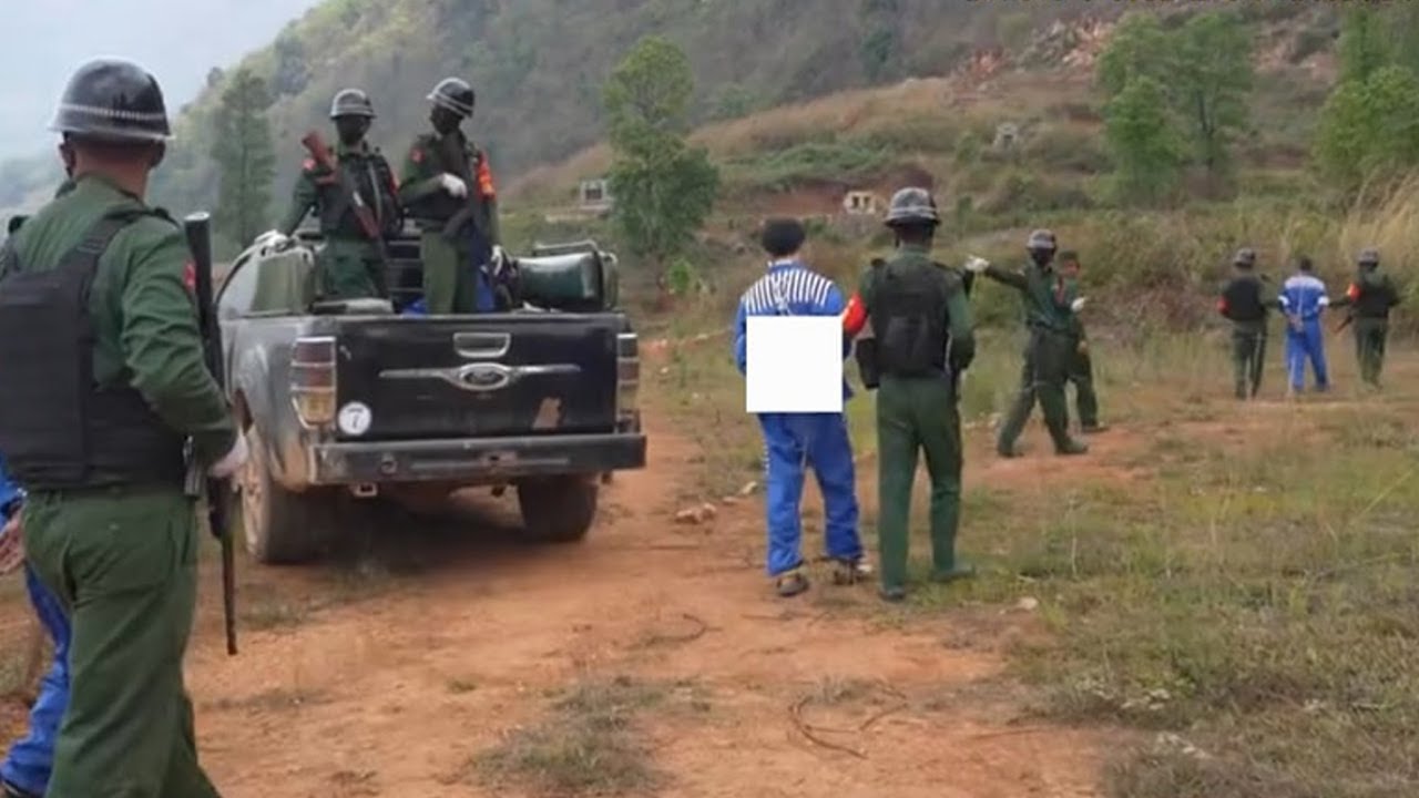 MNDAA ရဲ့ လူမြင်ကွင်းရှေ့ သေဒဏ်စီရင်မှု ဝေဖန်ခံနေရ