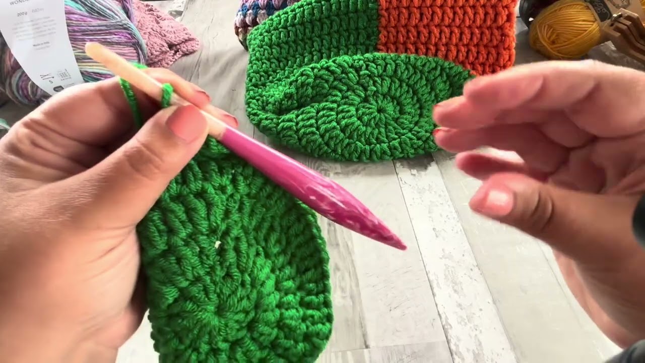 Как связать крючком балаклаву для коленной чашечки: пошаговая инструкция