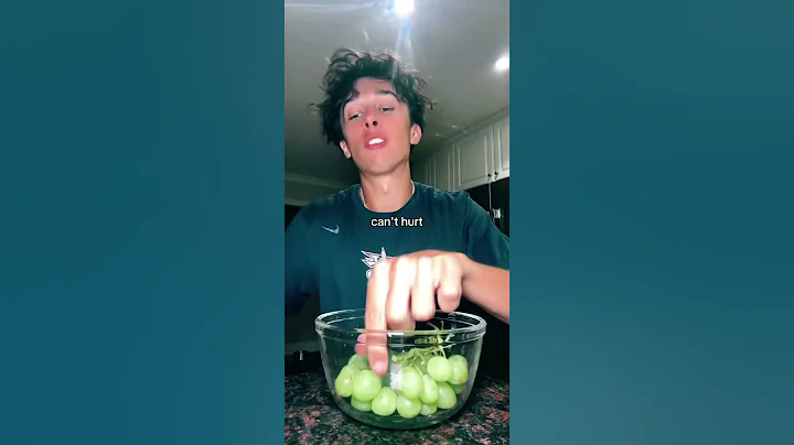 When You’re on a Diet 😂 #relatablestories #comedy #funnymemes