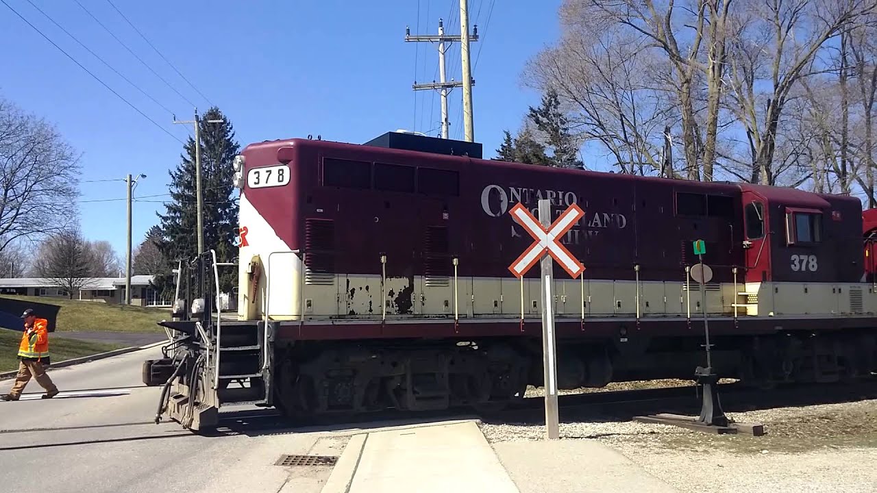 Ontario Southland Railway 378/6508 Tillsonburg, ON 03/30/16 railroad advance warning sign