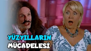 Melda Ve Deli Ferit Tavla Turnuvasına Hazırlanırsa - Acemi Cadı Özel Klip