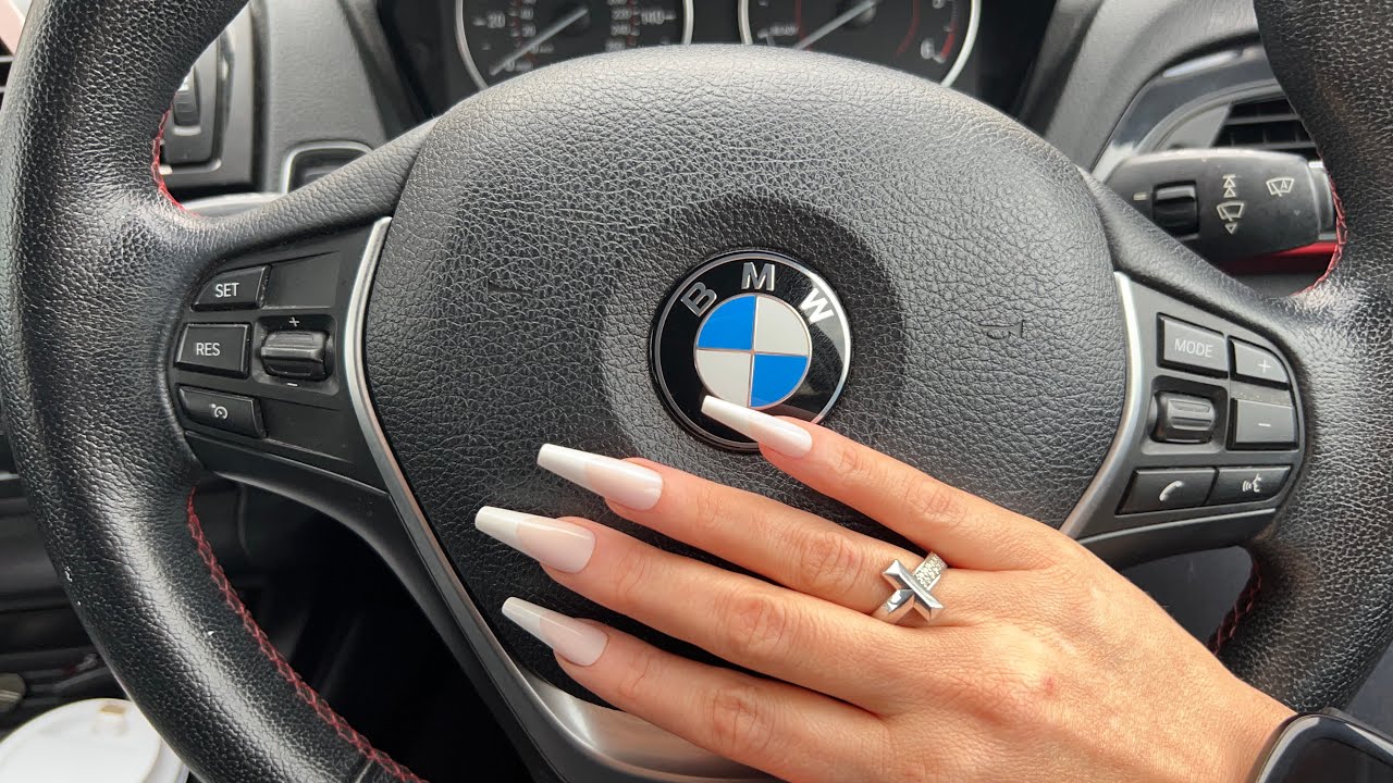 ASMR Car tour (tapping, scratching, whispering) BMW