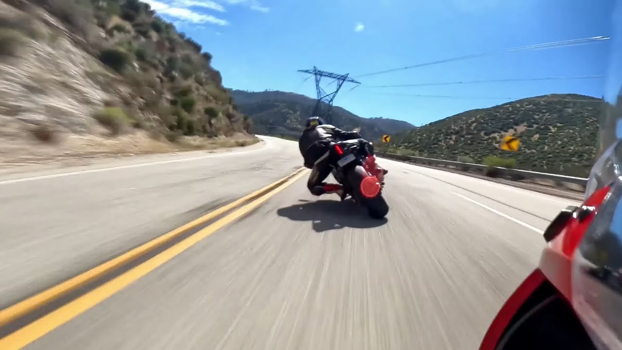 Intense SUPERBIKE BATTLE 1000CC VS 1000CC R1 + S1000RR