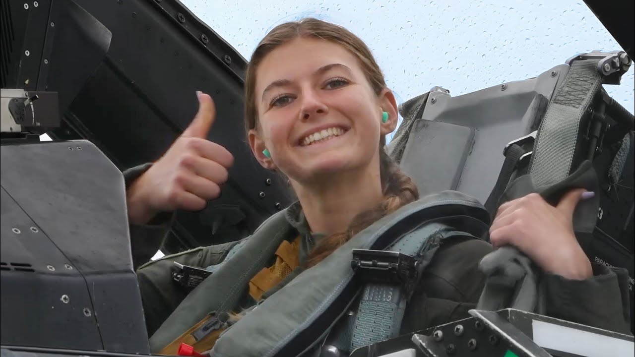 Why This Female Fighter Pilot Rocks