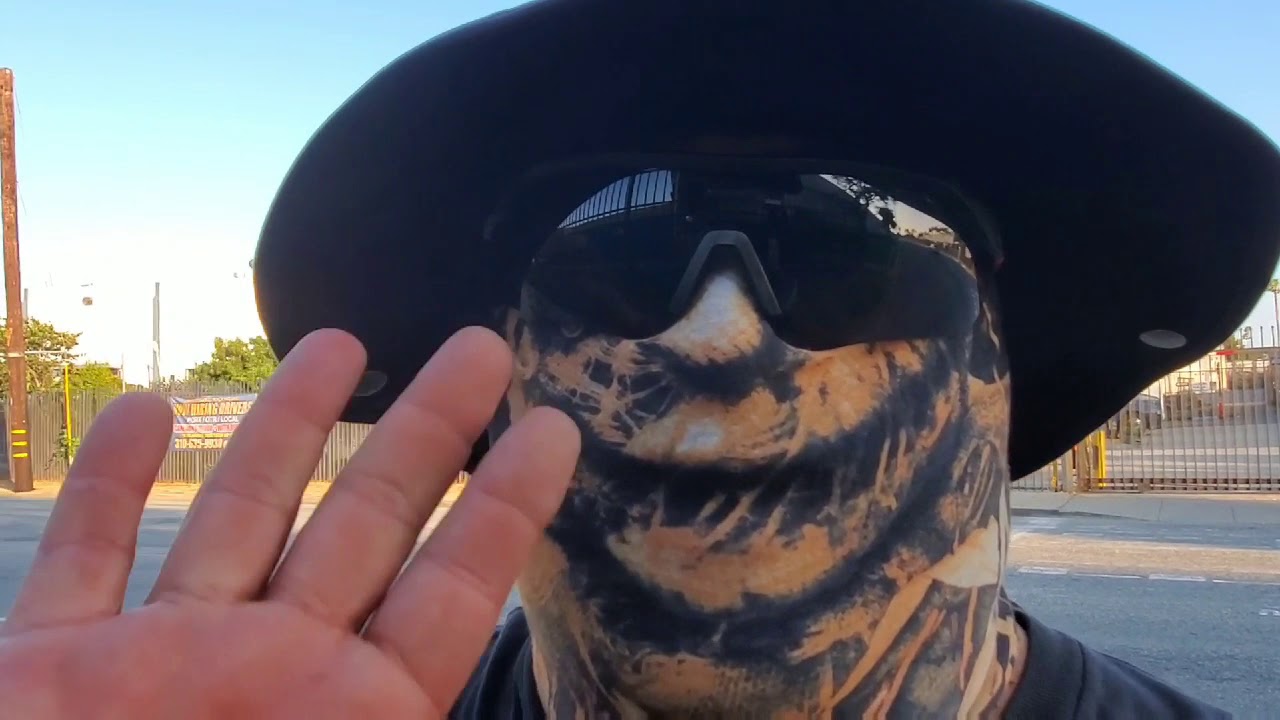 IF YOU'RE GOING TO TAKE PICTURES YOU NEED TO SHOW YOUR FACE. 1AA - YouTube