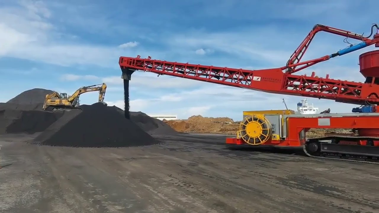 Mining equipment working site  WhatsApp: +8617853306548