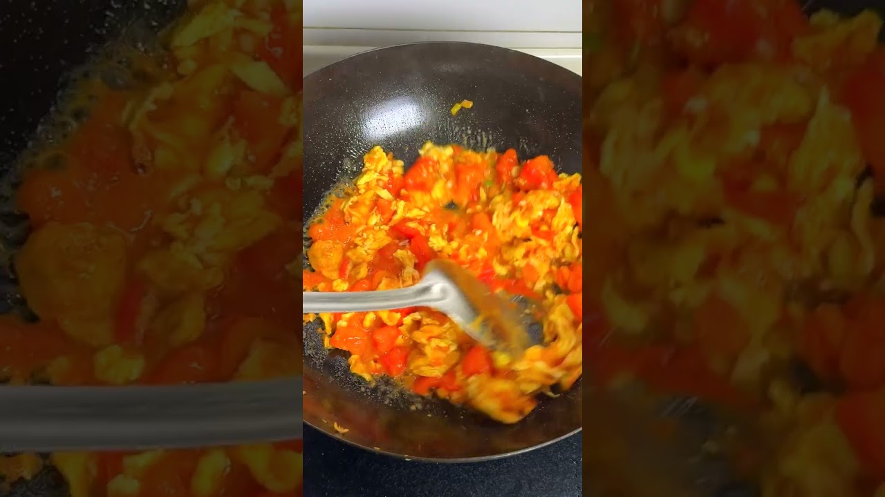 Can Tomato Egg Fried Rice Beat Street Food Kings? 🍳🍅 
