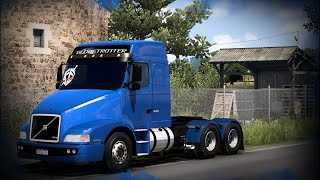 ? Mais Informações ?
?VAMOS: Curtir ?Comentar ?Compartilhar ?Inscrever-Se ??

?????????????????????????
?Concessionaria : Volvo
?Versão Do Jogo: 1.40
?Ediçao: SouzaSG,Mahyar Ghasemi
?????????Download Truck????????
?https://sharemods.com/ns7c0ylk0gr7/volvo_nh12.rar.html
?Mod Grafico: http://festyy.com/w1gBEe
?????????????????????????
?Blog De Mods: https://www.eurotruck2.com.br/
?Site Mapa RC Brasil: https://bit.ly/2X8istR
?Canal Do Mapa?
?https://www.youtube.com/channel/UC-qn6sjtyhVzgXywNbAypXQ
?Canal Parceiro RyseGamer? ?https://www.youtube.com/channel/UCAEDBUOnMrU1zlYUX2GfgBg
??????????????????????
? Contato Para Encomendas? 
?Facebook:Souza SG
???????????|| ||???????????????
??? Meu PC 
? Windows 10 Home
? Placa mãe Positivo Pos-PIQ77CL
? Processador Intel Core i5 3570k 3.4ghz
? Memória Ram 12GB DDR3
? Placa de Video Nvidia GTX 1050 TI 4GB
? SSD Kingston A400 240 gb
? HD Seagate SATA 500GB
? Gabinete VX GAMING
? Volante Logitech G27
? Mouse Corsair
???????????|| ||???????????????