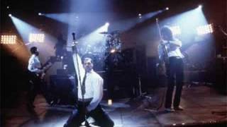 Freddie Mercury and George Michael sing Sombody To Love chords