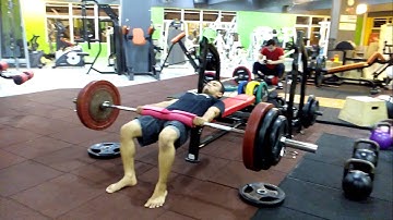 Isometric Hold Barbell Hip Thrust