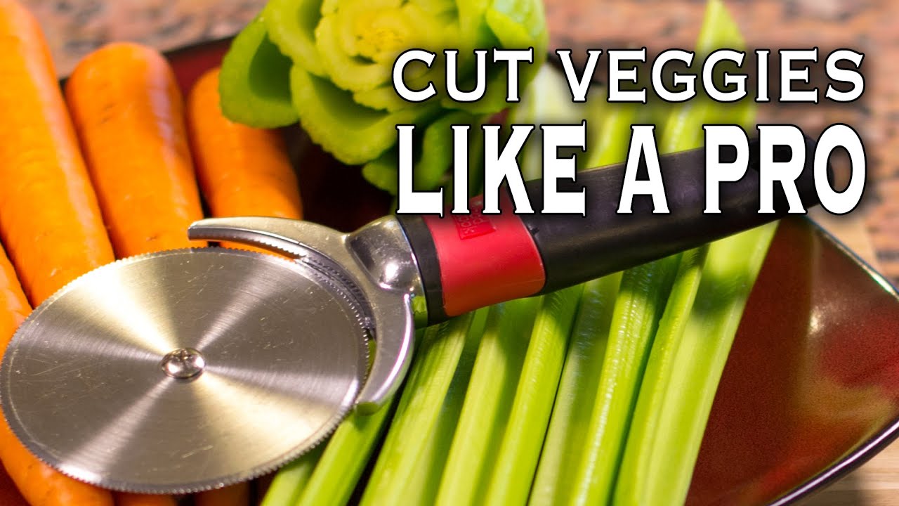 Kitchen Life Hack Video: Chop Vegetables With Pizza Cutter