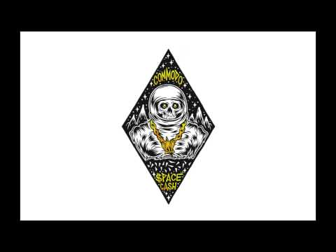 Commodo — Commodo - Straight Reptilian [DEEP MEDi Musik]