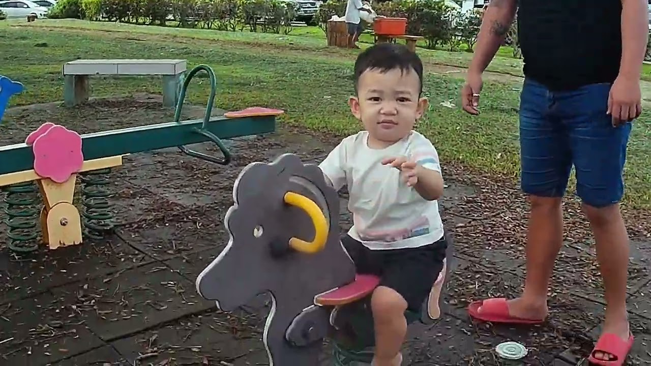 Hujung minggu Tamu Lutong, beli ikan utk stock lauk. Kita beli ikan...