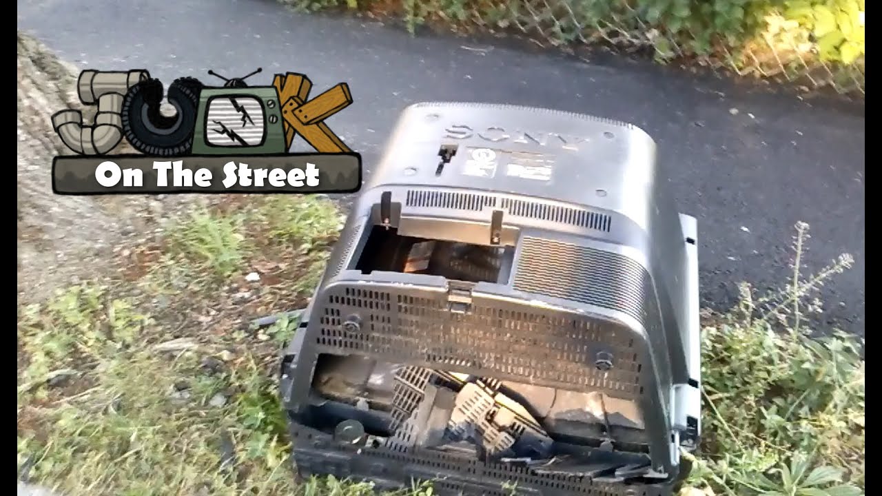 Smashed Sony Trinitron KV-27S10 CRT TV - Junk on the Street