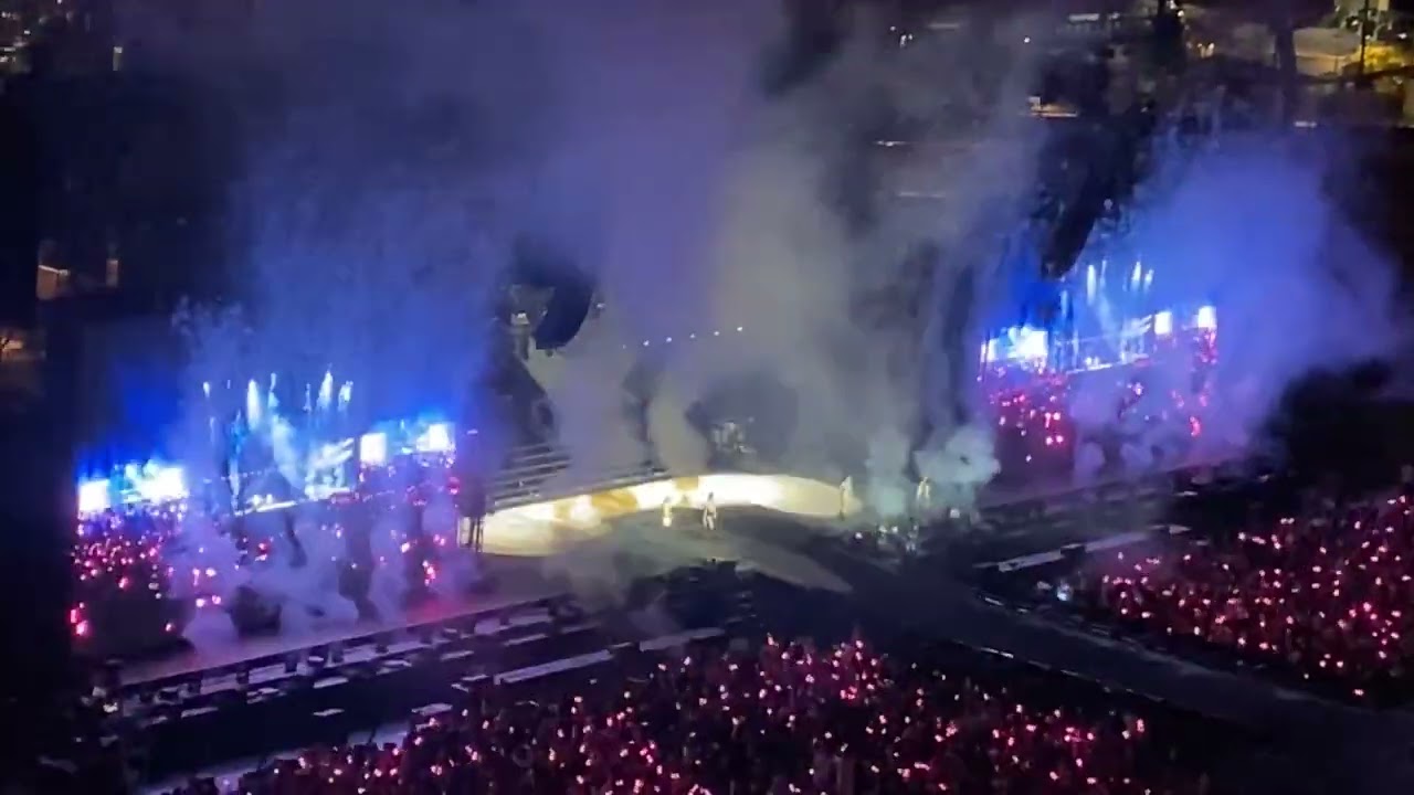 Boombayah New Intro/ Lovesick Girls - BLACKPINK LA ENCORE 2023- Dodgers Stadium