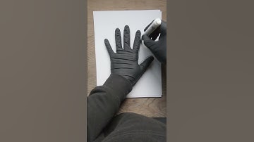 Tracing a Hand