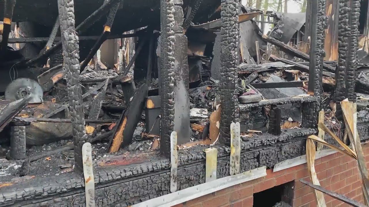 Snow Hill family receiving support after home destroyed by fire - YouTube