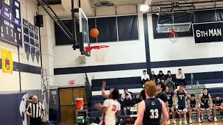 Ryan Leach threads the bounce pass to Sonny Arden for the layup
