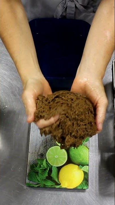 Земгальский хлеб с сухофруктами и орехами #shorts - YouTube