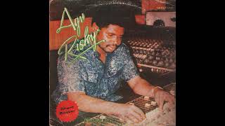 UKWUANI MUSIC - OZOBEMEZI - AGU RISKY AND DE LOVERS INTERNATIONAL BAND OF NIGERIA ©1988
