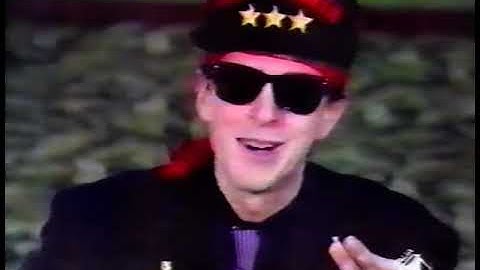 Sigue Sigue Sputnik - Interview with Tony James on Italia 1, December 1988