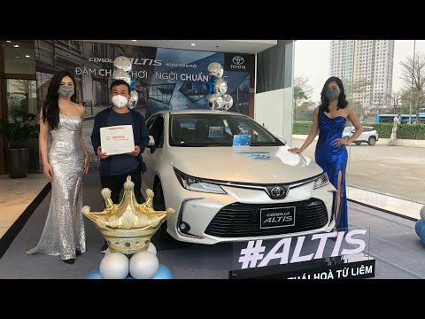 Video ✅ Toyota Corolla Cross 2022 1.8V màu trắng ngọc trai |... - youtube