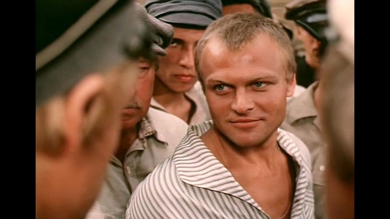 Песня «Двадцатый год» (1983) исполняет Дмитрий Харатьян