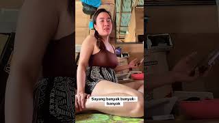 Sayang Banyak Banyak Ya Apih short