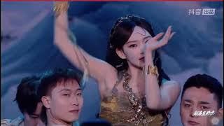 cheng xiao full performance for Hua cai heritage night Amazing golden snake #chengxiao #viralvideo