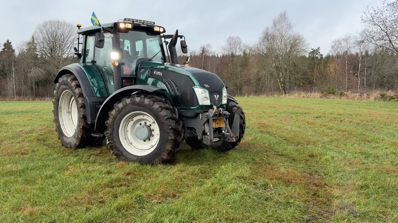 Köp Traktor Valtra T203 på Klaravik