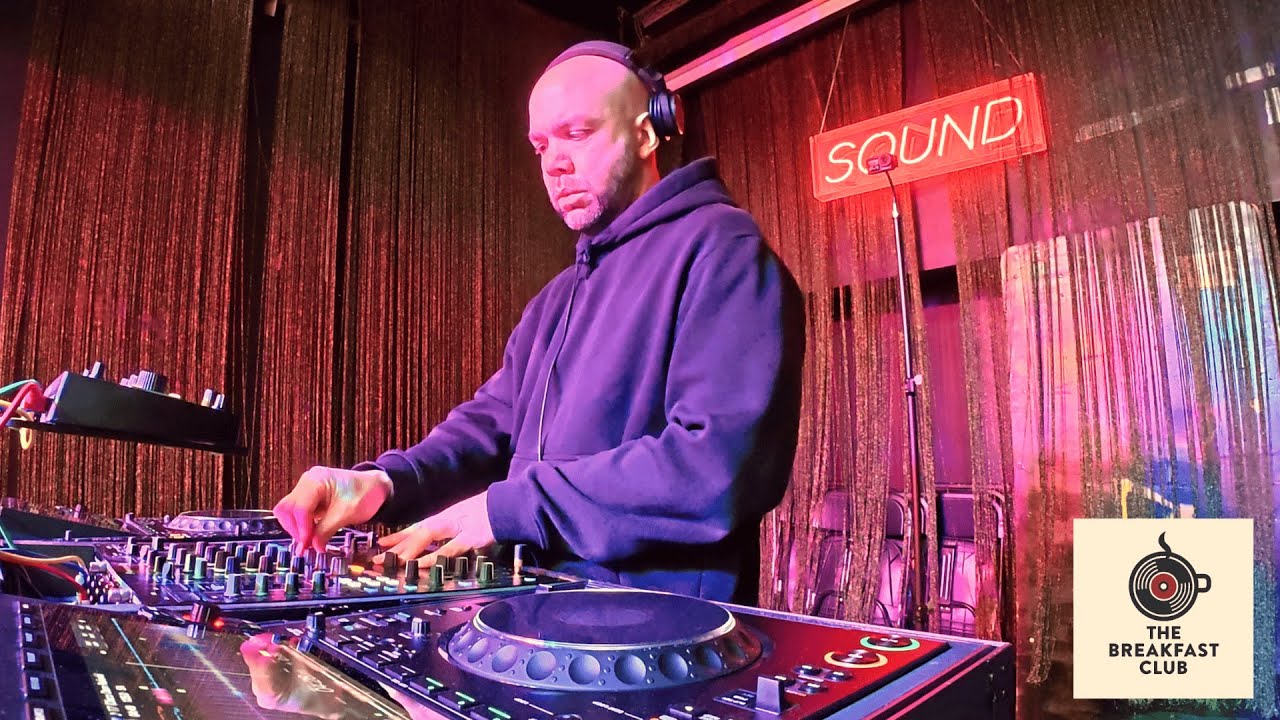 1 Hour House DJ Mix | Dave Treacy | Live Set | The Breakfast Club