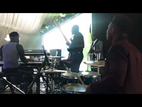 This rare spontaneous Makossa Jam will leave you asking for more  🔥🔥🔥