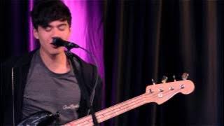 5SOS Performs Acoustic Version Of 'Out Of My Limit'