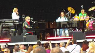 ELTON JOHN IN SOFIA (5).MP4