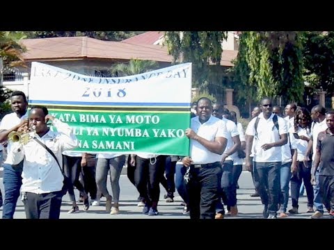 Video: Njia Tatu Kampuni Za Bima Za Pet Huonyesha Malipo