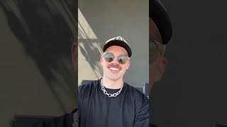 teaching @JohnSummit how to use the mic before coachella tonight 🎤