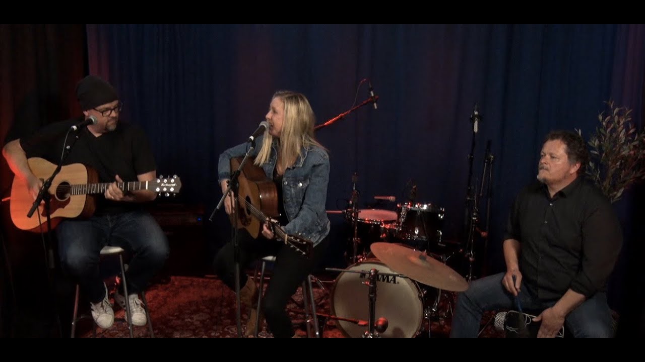 Carlington Country - I Ain´t Got No More Love To Give