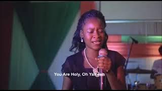 Ndinutu Olemekezeka | Pastor Charles Chayang’ana (Worship Medley)