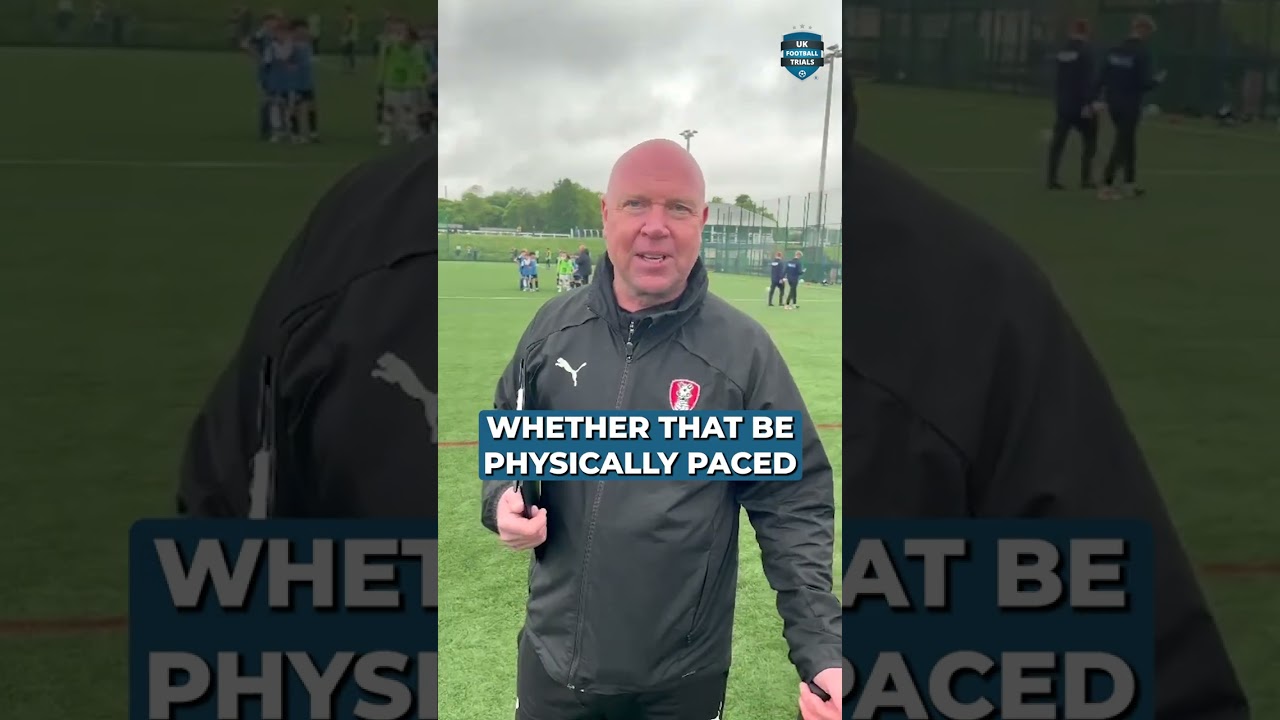 PRO SCOUT'S THREE TOP TRIAL TIPS ⚽📋