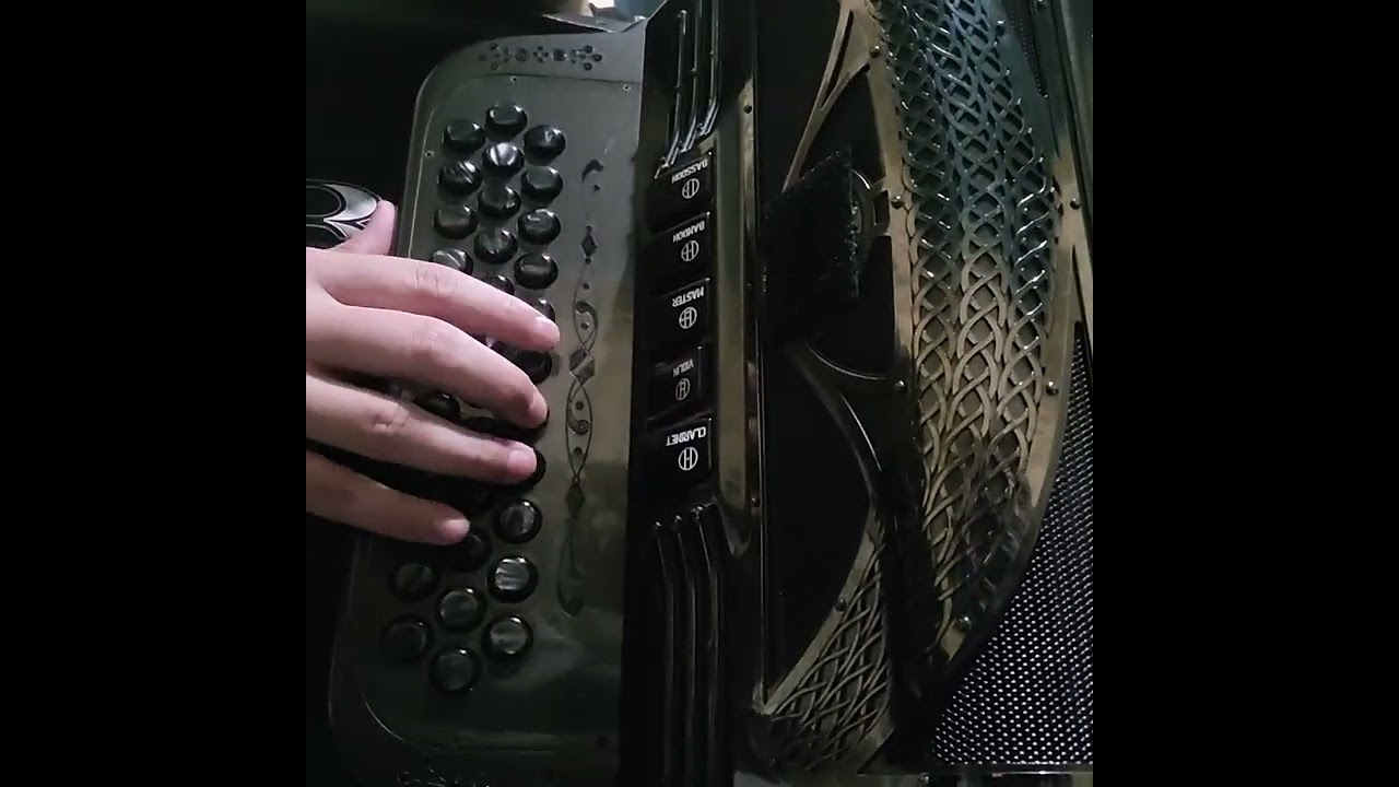 Ya Coronamos Acordeon