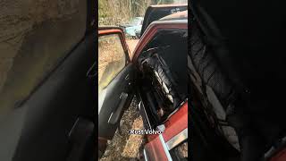Mersedes w123 and rims #rustvolvo #w123#rims#junkyard #mersedes