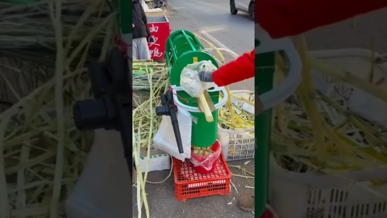 This Small Machine Makes Fresh Juice in Seconds  Street Business Idea!🔥