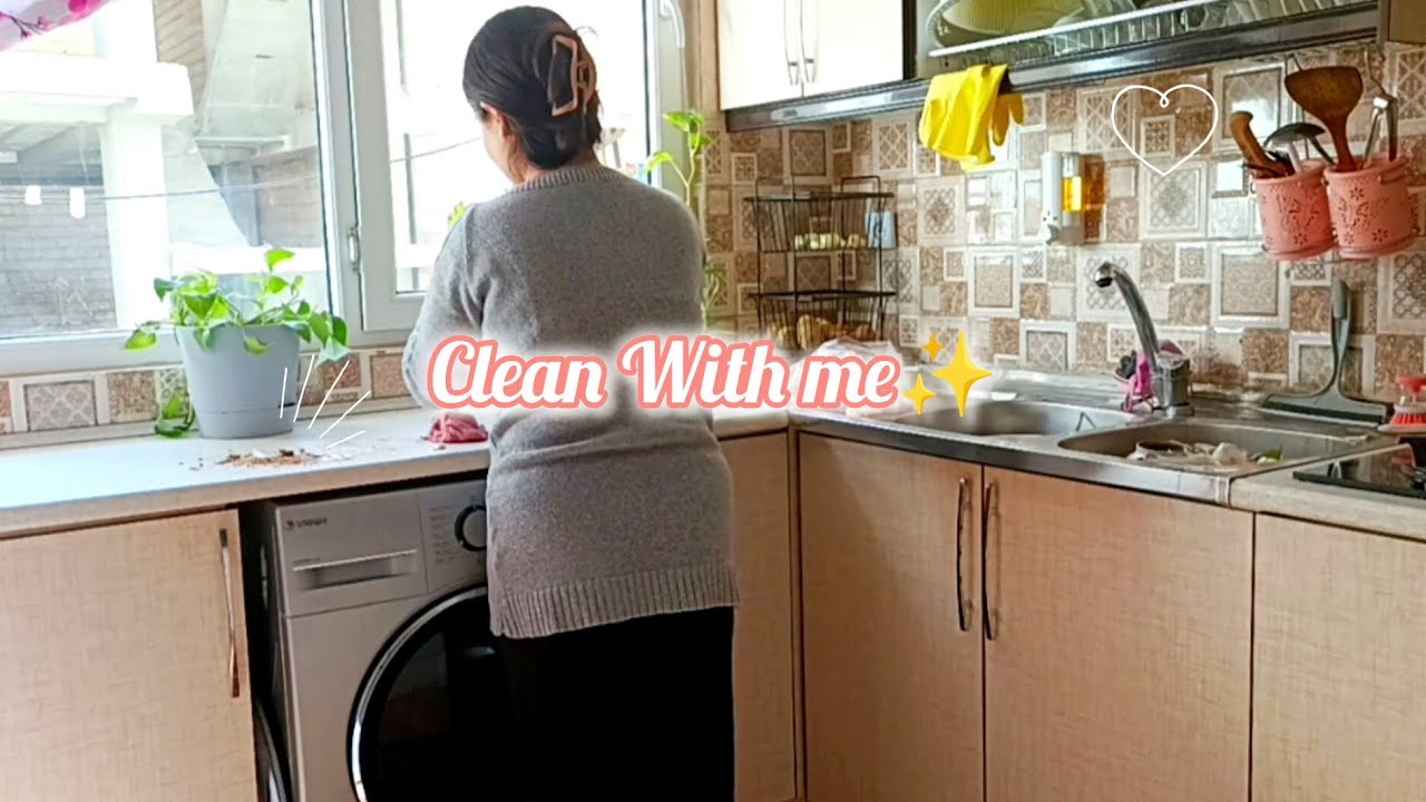 Another hard day in a mom’s life… no rest at all 😮‍💨