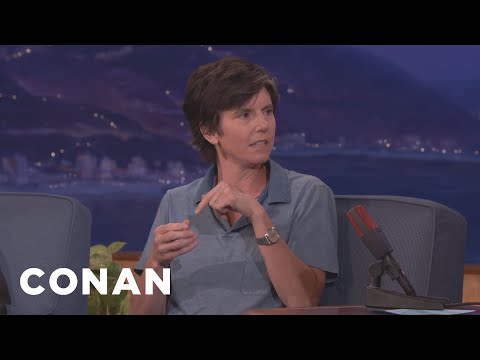 team coco comic con Tig Notaro Got Her Sense Of Humor From Her Mom - CONAN on TBS