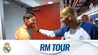 😃✨ Xabi Alonso came to say hello during our final session of our Tour screenshot 4