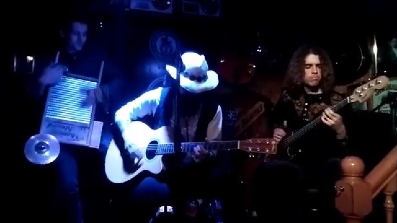 DEMIAN BAND "I Don't Like You" Acoustic!!! Spain 2016